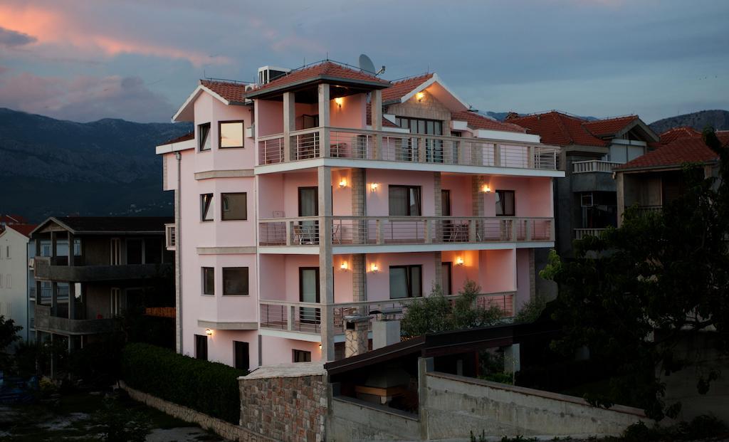 Villa Stobrec Exterior photo