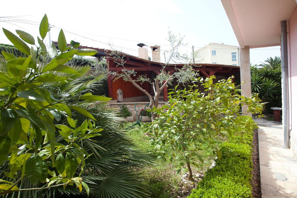 Villa Stobrec Exterior photo
